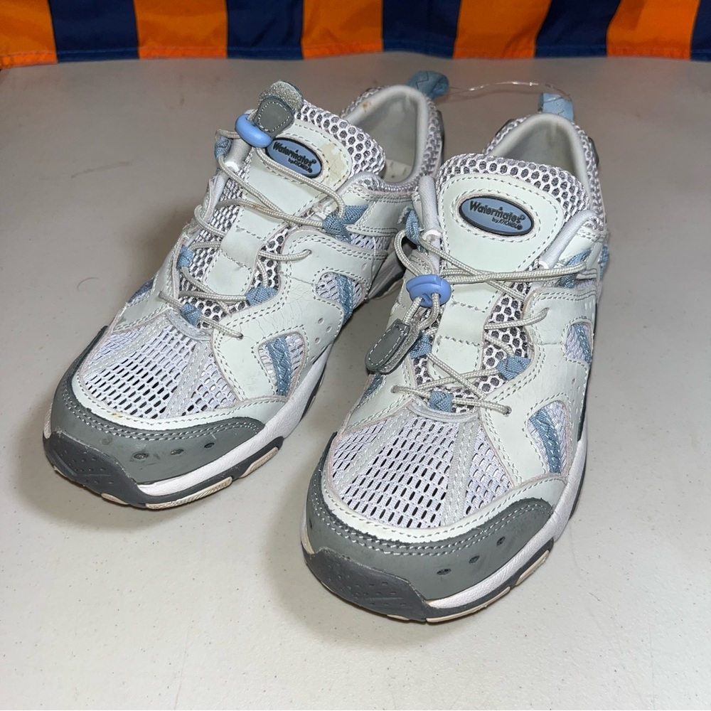 Watermates by Khombu Women’s Water Shoes Off-White gray & Blue Size 7.5M